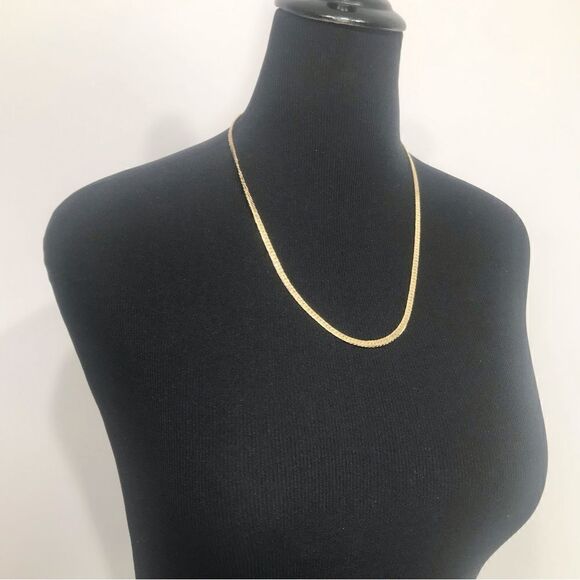 Trifari TM Trifarium Gold Tone Vintage Flat Chain Necklace - Picture 2 of 14